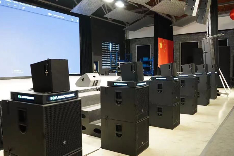商务沟通升级：选择适宜的会议音响系统有何技巧？